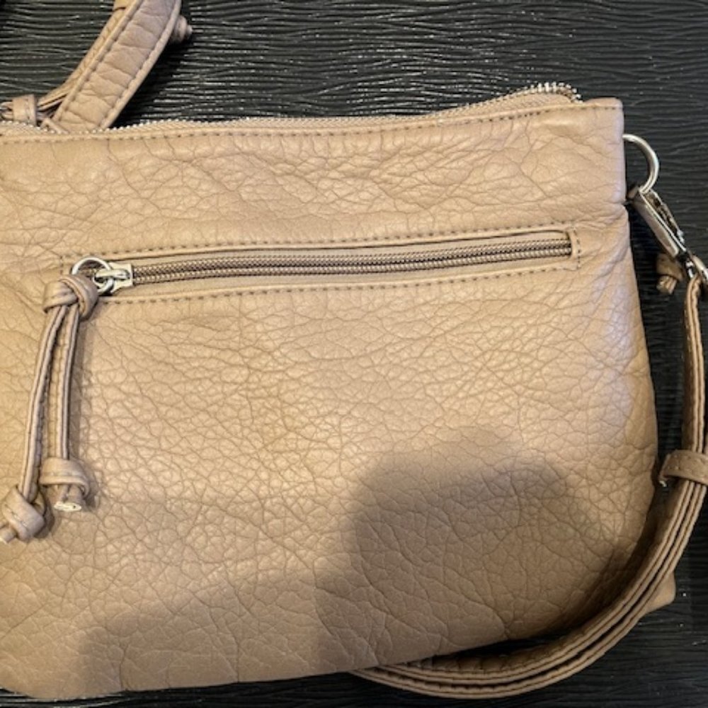 Crossbody handbag Faux leather with zippers Tan--Summer Sale! NWT